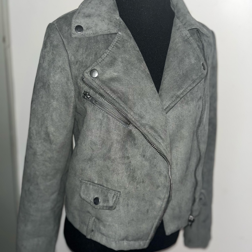 Forever 21 faux leather moto jacket- M - Picture 3 of 9